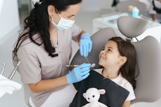 Best Emergency Tooth Extraction  in Bunk Foss, WA